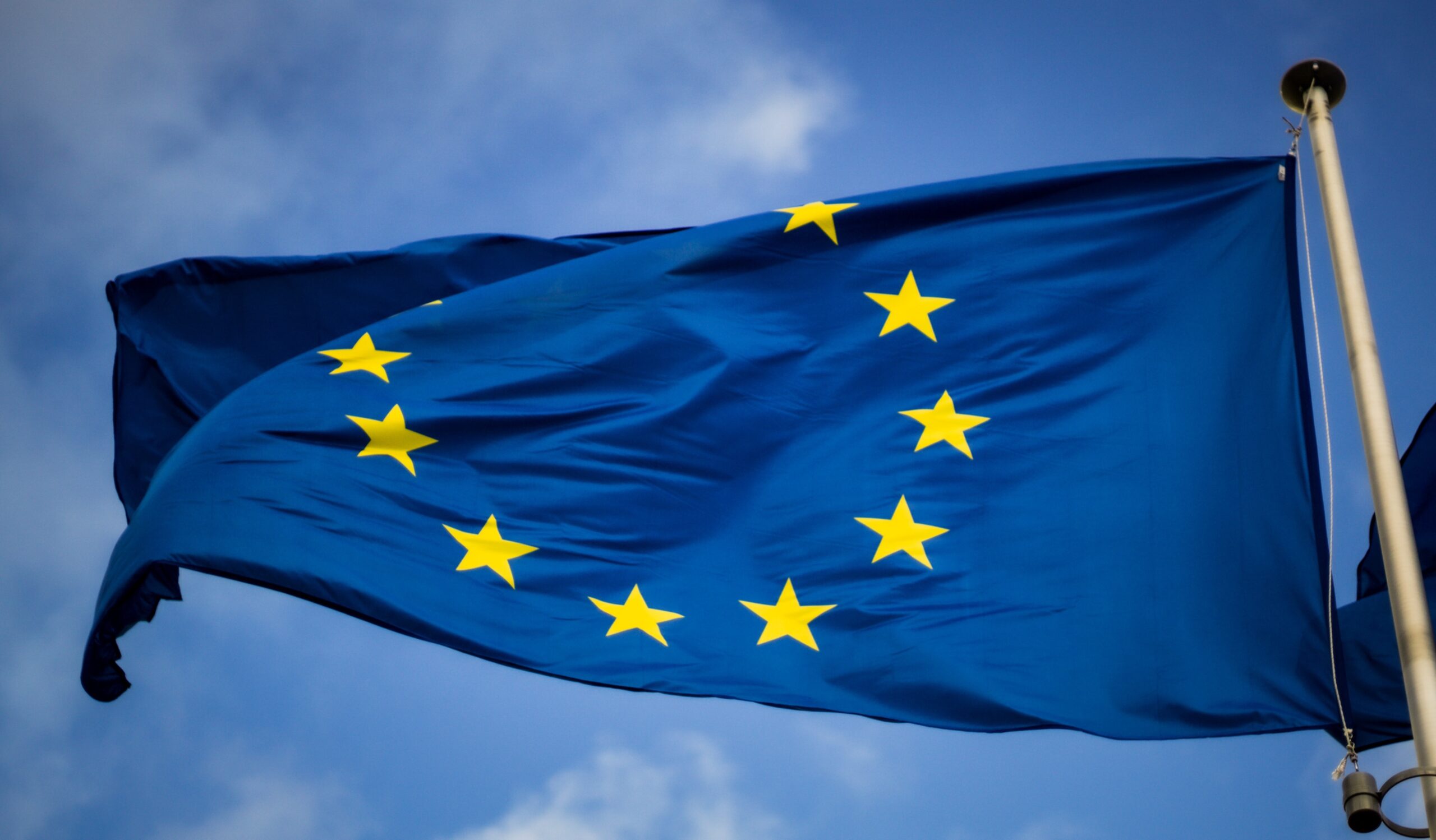 Przeczytaj najnowszą aktualizację Programu Fundusze Europejskie dla Nowoczesnej Gospodarki 2021-2027